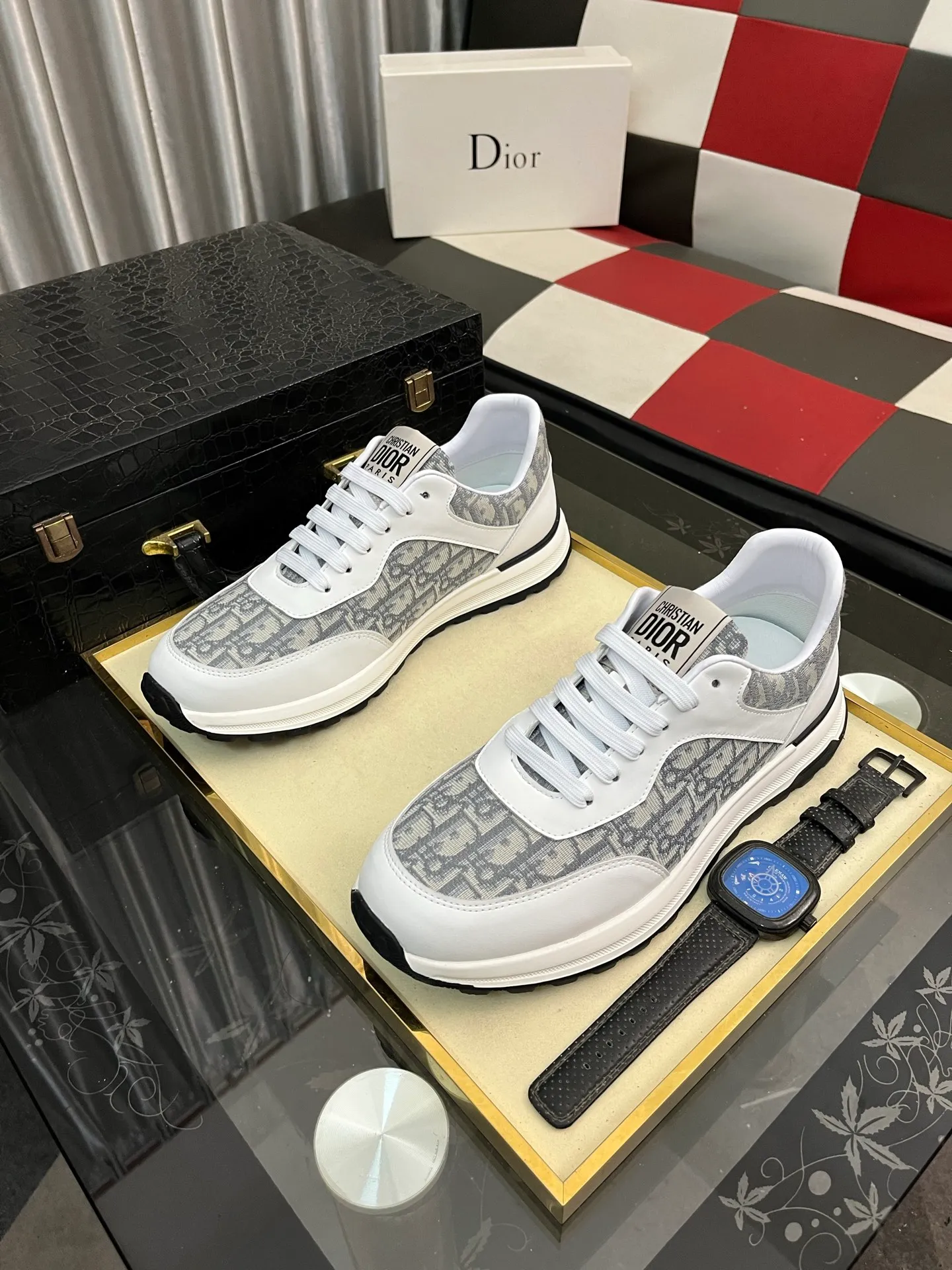Men's Men's Shoes 💰420⌚️⌚️[Dior] 2025 Dior original lace-up low-top men's shoes Classic casual shoes 🔥This model is the official flagship model, with high quality and made by famous original factory designers. It is made of high-quality cowhide with original materials ➕comfortable and breathable mesh lining ➕pigskin insole, perfect last shape, generous and fashionable design, attracting many consumers, code number: 38--442️⃣Colors available
